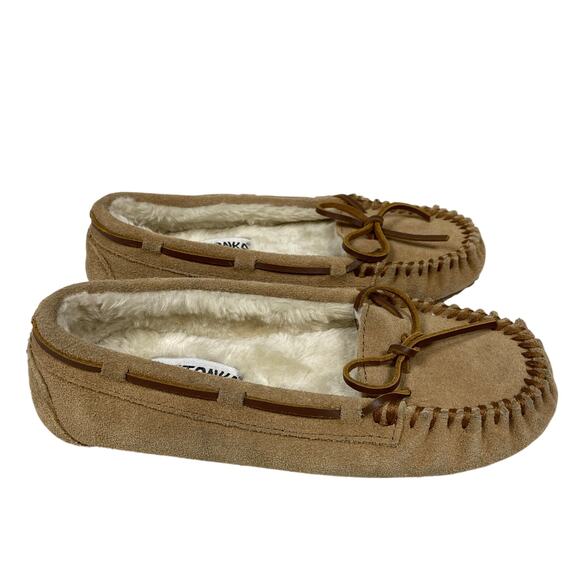 Minnetonka Shoes - Minnetonka 4052 Suede Leather Slippers Faux Fur Lining Size 6